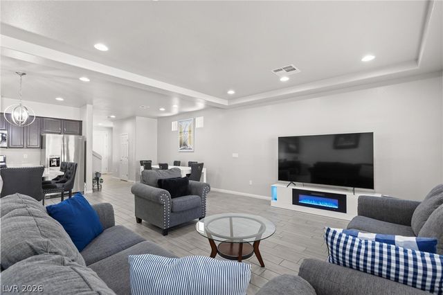 9804 Kodiak Island Court, Las Vegas, NV 89141
