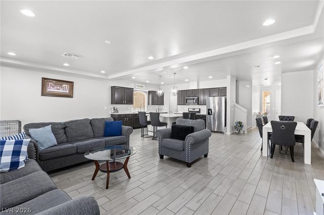 9804 Kodiak Island Court, Las Vegas, NV 89141
