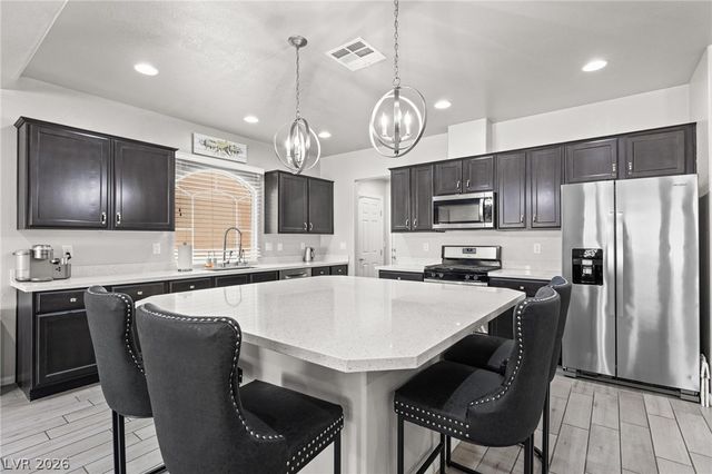 9804 Kodiak Island Court, Las Vegas, NV 89141