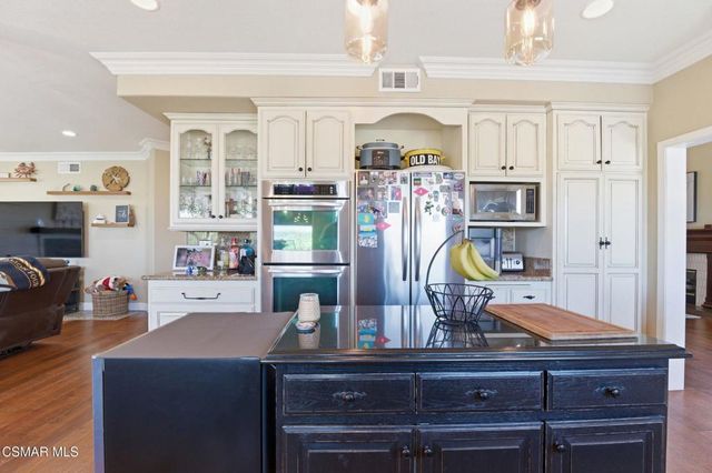 11530 Northdale Drive, Moorpark, CA 93021