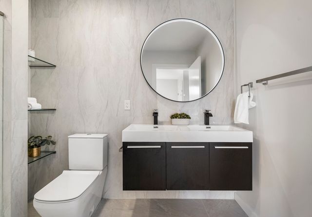 2 Maverick Square PH605, Boston, MA 02128