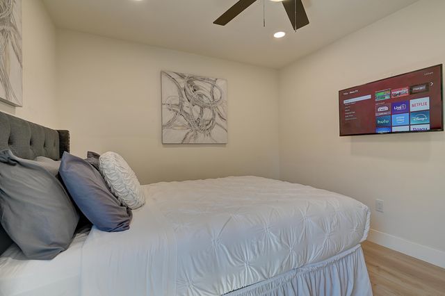 12871 W Osborne Street, Arleta, CA 91331
