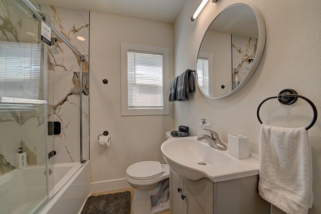 12871 W Osborne Street, Arleta, CA 91331