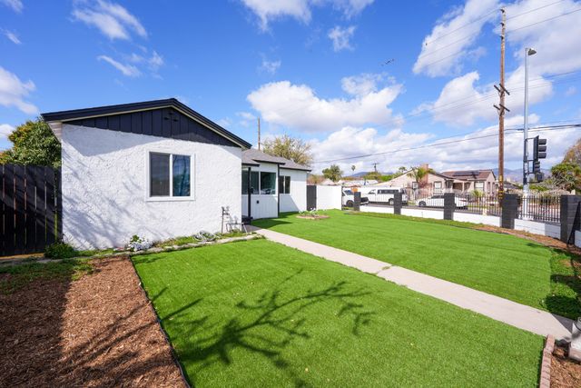 12871 W Osborne Street, Arleta, CA 91331