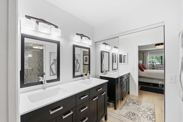 15461 Pembridge Drive 207, Delray Beach, FL 33484