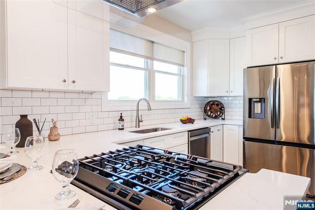246 Main Street 403, Chatham Borough, NJ 07928