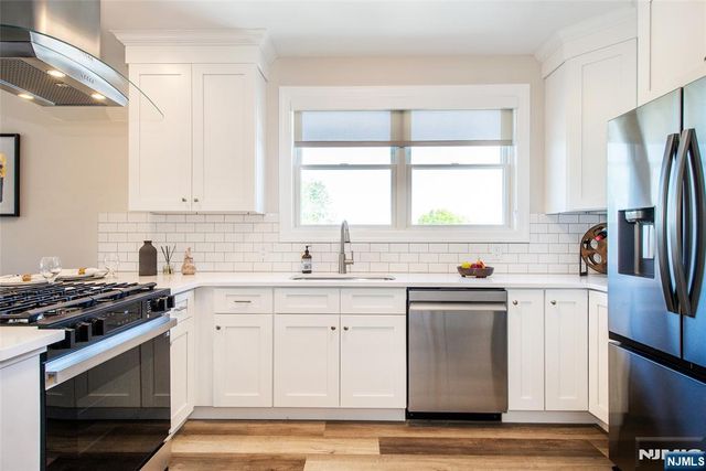 246 Main Street 403, Chatham Borough, NJ 07928