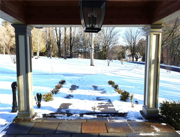 8 Van Dyke Avenue, Harpersfield, NY 12167