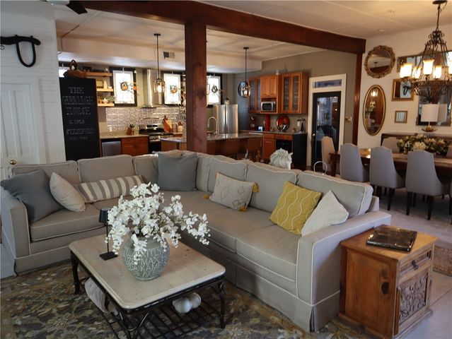 8 Van Dyke Avenue, Harpersfield, NY 12167