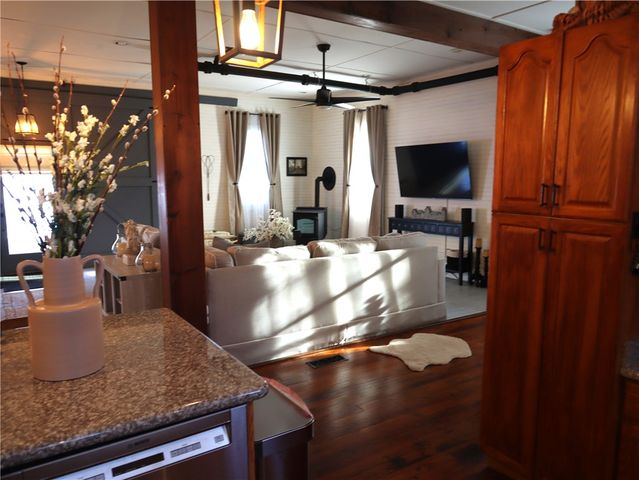 8 Van Dyke Avenue, Harpersfield, NY 12167