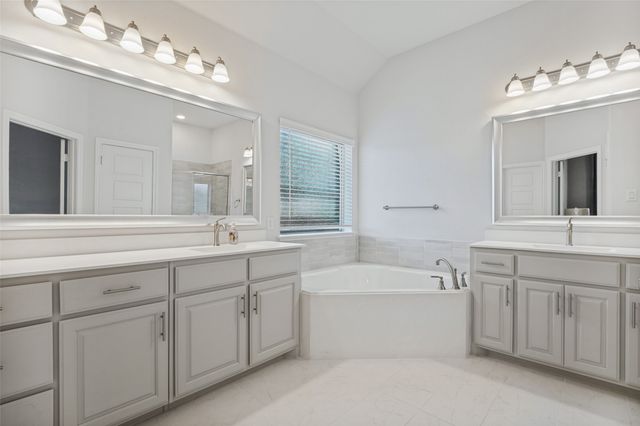 709 Winecup Way, Midlothian, TX 76065