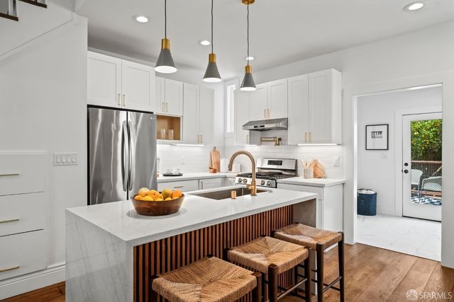 2770 23rd Street, San Francisco, CA 94110