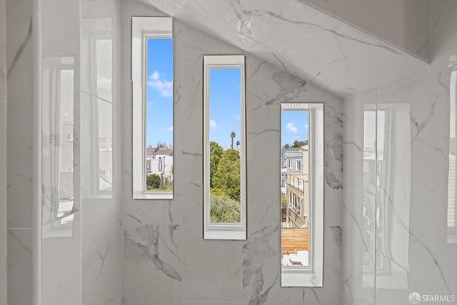 2770 23rd Street, San Francisco, CA 94110