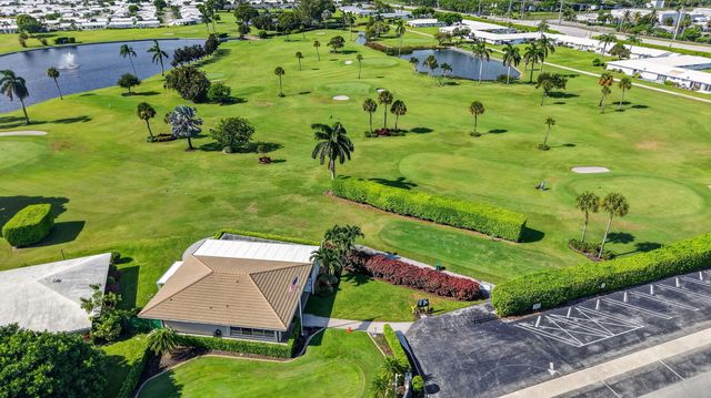 1115 LAKE Terrace 103, Boynton Beach, FL 33426