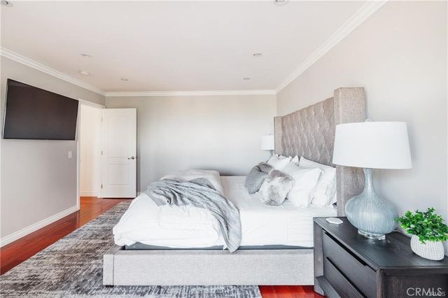 21793 Planewood Drive, Woodland Hills, CA 91364