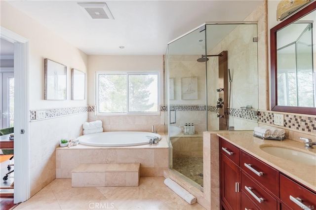 21793 Planewood Drive, Woodland Hills, CA 91364