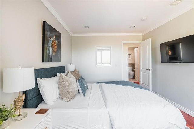 21793 Planewood Drive, Woodland Hills, CA 91364