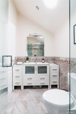 21793 Planewood Drive, Woodland Hills, CA 91364