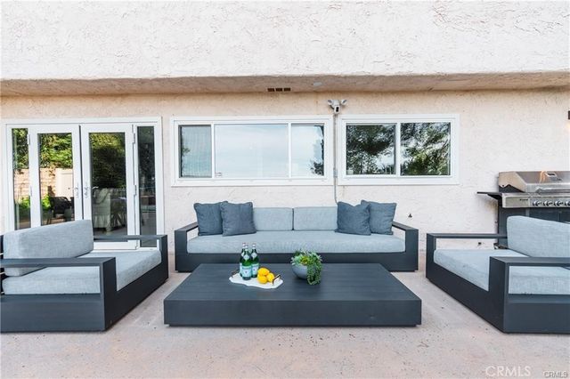 21793 Planewood Drive, Woodland Hills, CA 91364
