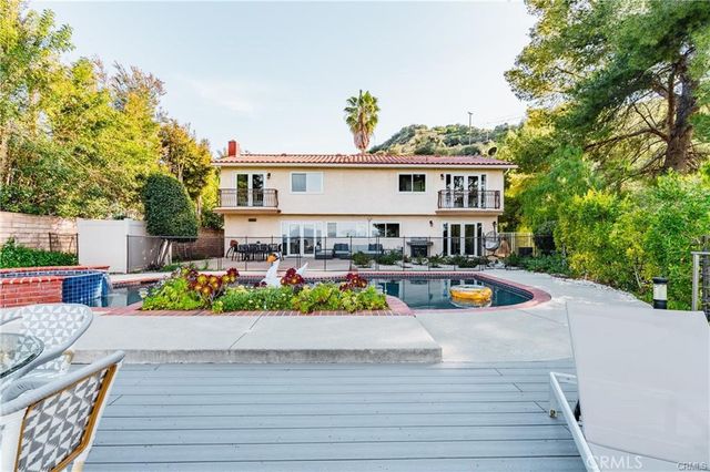 21793 Planewood Drive, Woodland Hills, CA 91364