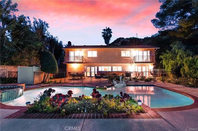 21793 Planewood Drive, Woodland Hills, CA 91364