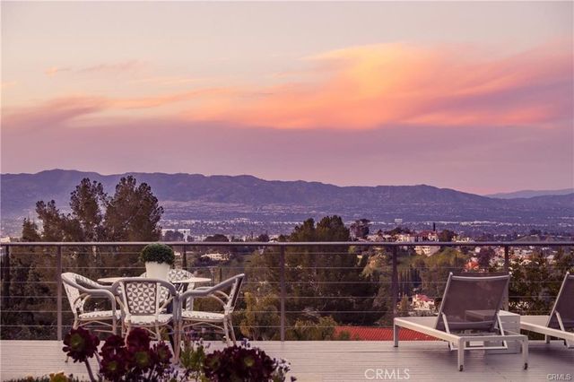 21793 Planewood Drive, Woodland Hills, CA 91364