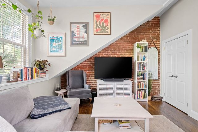 46 E Springfield 5, Boston, MA 02118