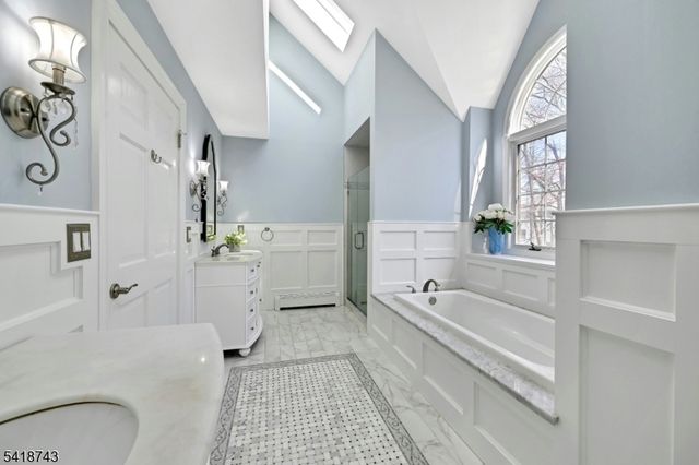 37 Hidden Glen Dr, Sparta Twp., NJ 07871