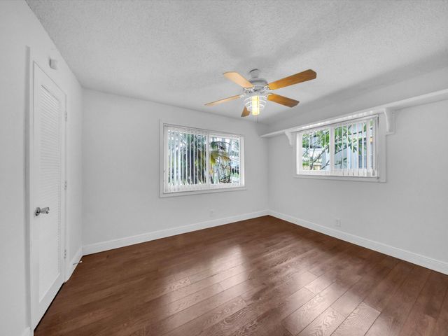 4935 NW 54th Street, Tamarac, FL 33319
