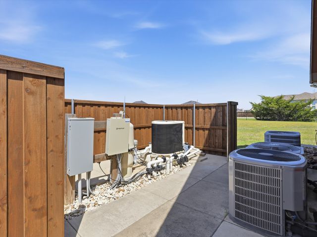 631 Frontier Trail, Mclendon Chisholm, TX 75032