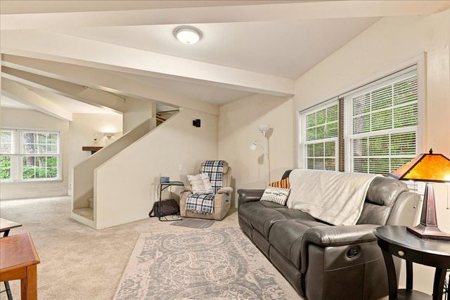 7823 SUPINLICK RIDGE RD, Mt Jackson, VA 22842