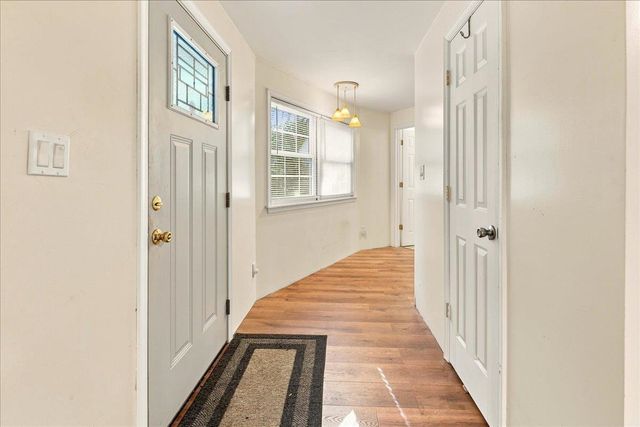 7823 SUPINLICK RIDGE RD, Mt Jackson, VA 22842