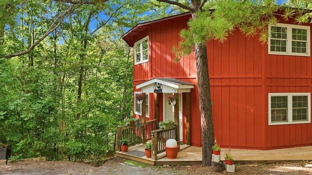 7823 SUPINLICK RIDGE RD, Mt Jackson, VA 22842