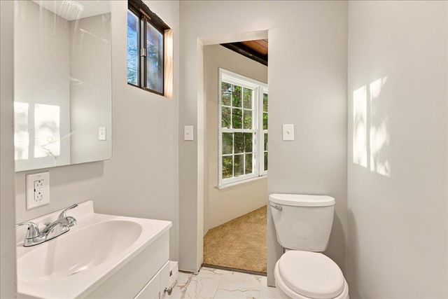 7823 SUPINLICK RIDGE RD, Mt Jackson, VA 22842
