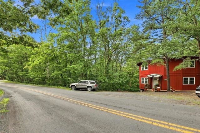 7823 SUPINLICK RIDGE RD, Mt Jackson, VA 22842