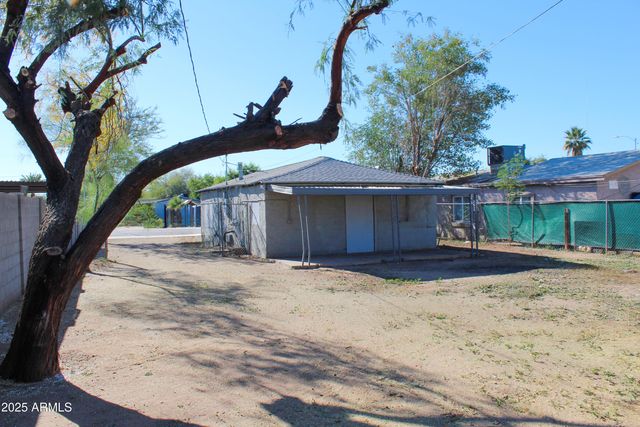 2116 W HADLEY Street, Phoenix, AZ 85009