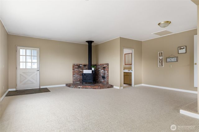 690 Maplewood Loop, Oak Harbor, WA 98277