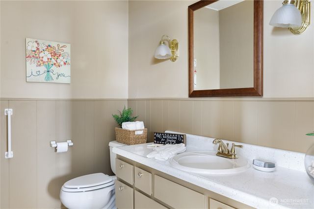 690 Maplewood Loop, Oak Harbor, WA 98277