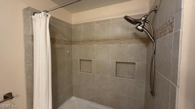 1024 Weeping Willow DR, Chesapeake, VA 23322