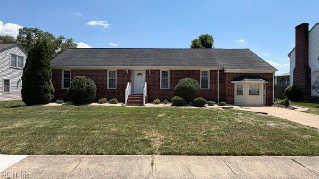 1024 Weeping Willow DR, Chesapeake, VA 23322