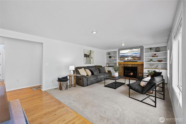 2204 112th Drive NE, Lake Stevens, WA 98258