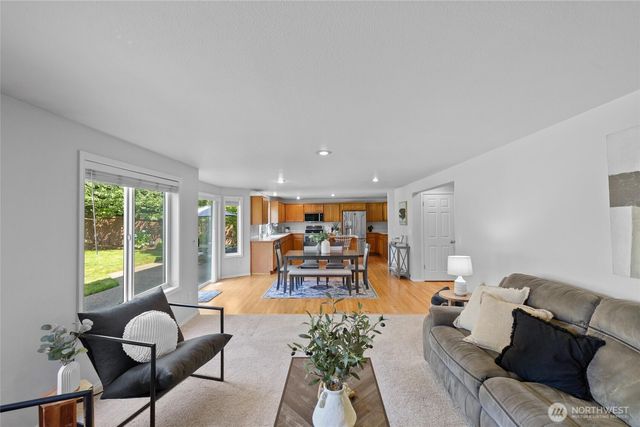 2204 112th Drive NE, Lake Stevens, WA 98258