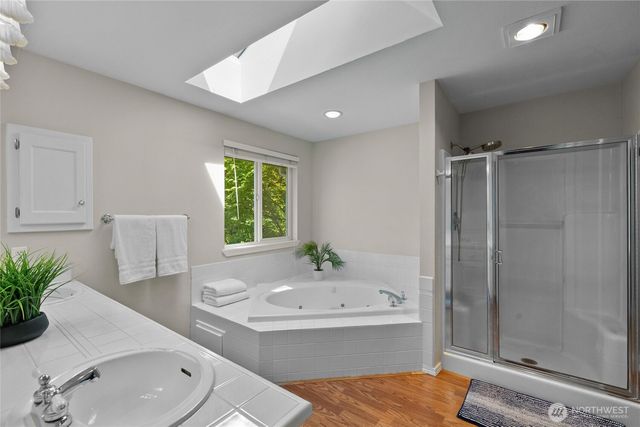 2204 112th Drive NE, Lake Stevens, WA 98258