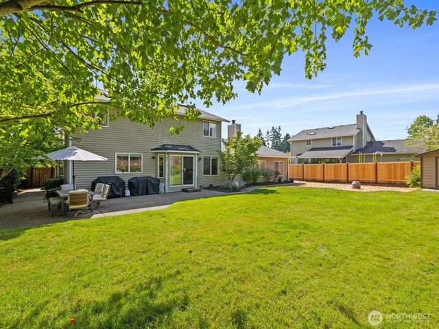 2204 112th Drive NE, Lake Stevens, WA 98258