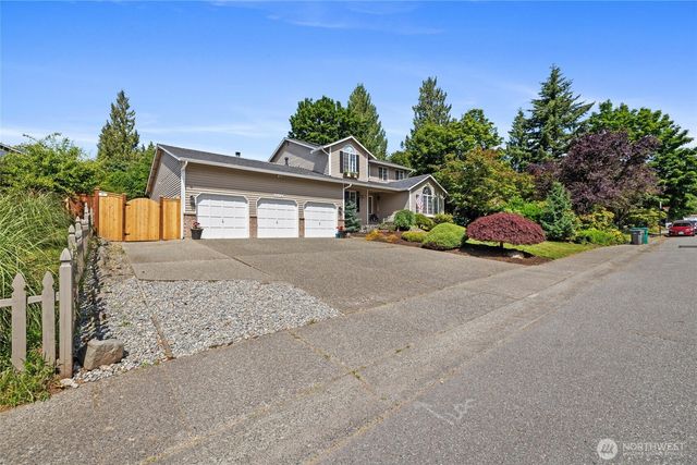 2204 112th Drive NE, Lake Stevens, WA 98258