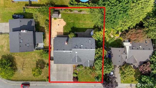 2204 112th Drive NE, Lake Stevens, WA 98258