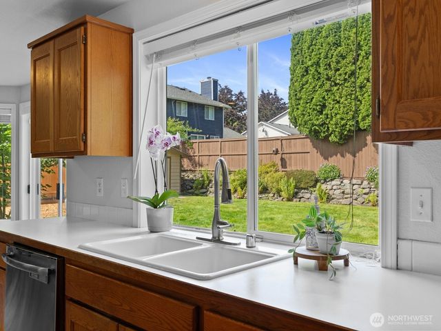 2204 112th Drive NE, Lake Stevens, WA 98258