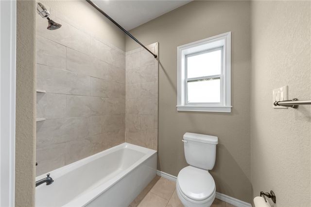 3520 Foxcroft Path, Bryan, TX 77808