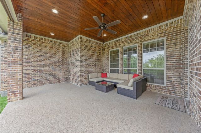 3520 Foxcroft Path, Bryan, TX 77808