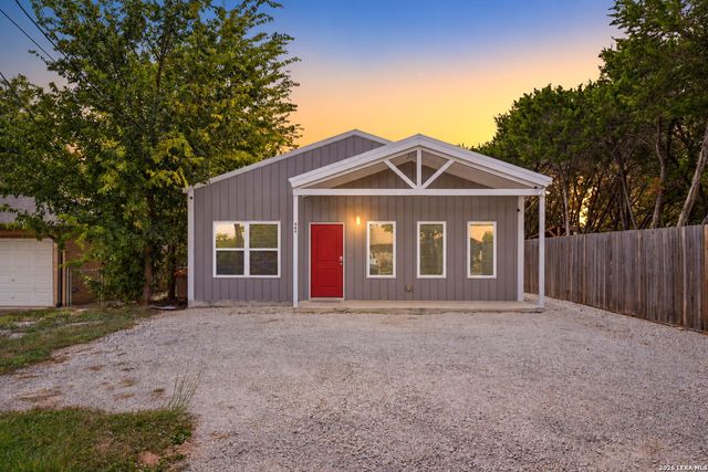 464 Pecan Row, Canyon Lake, TX 78132